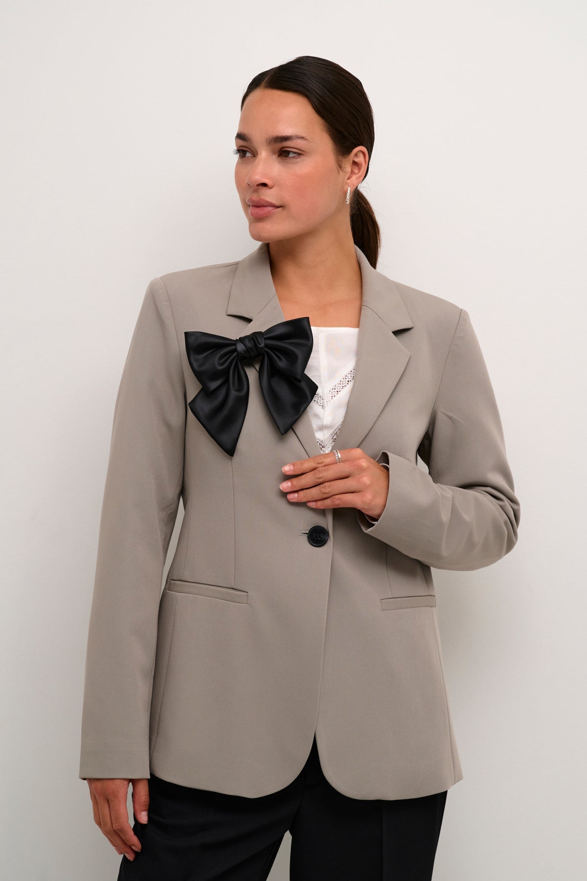 KAlorrali Bow - Black Deep