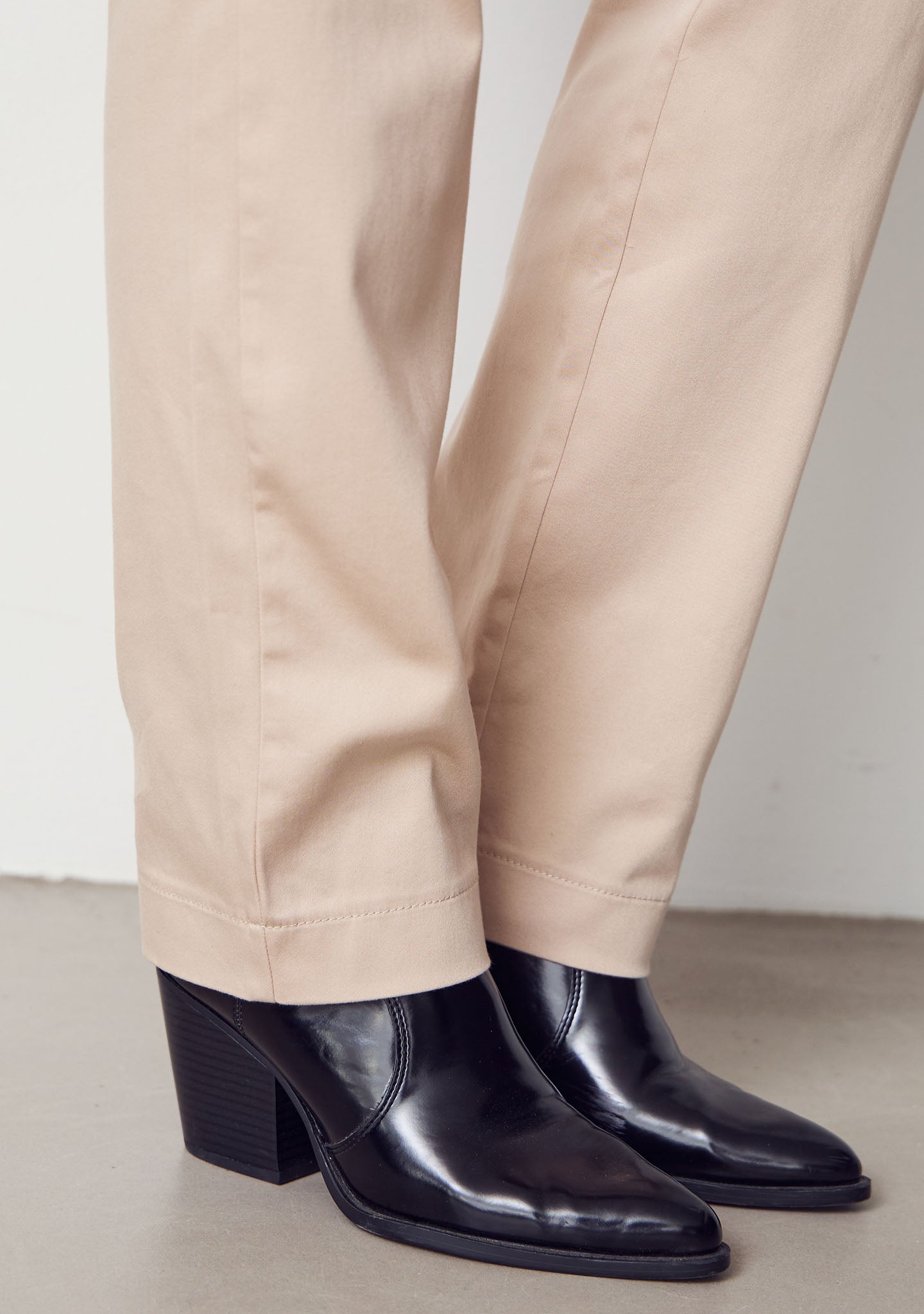 Isay Classic Pants - Sand