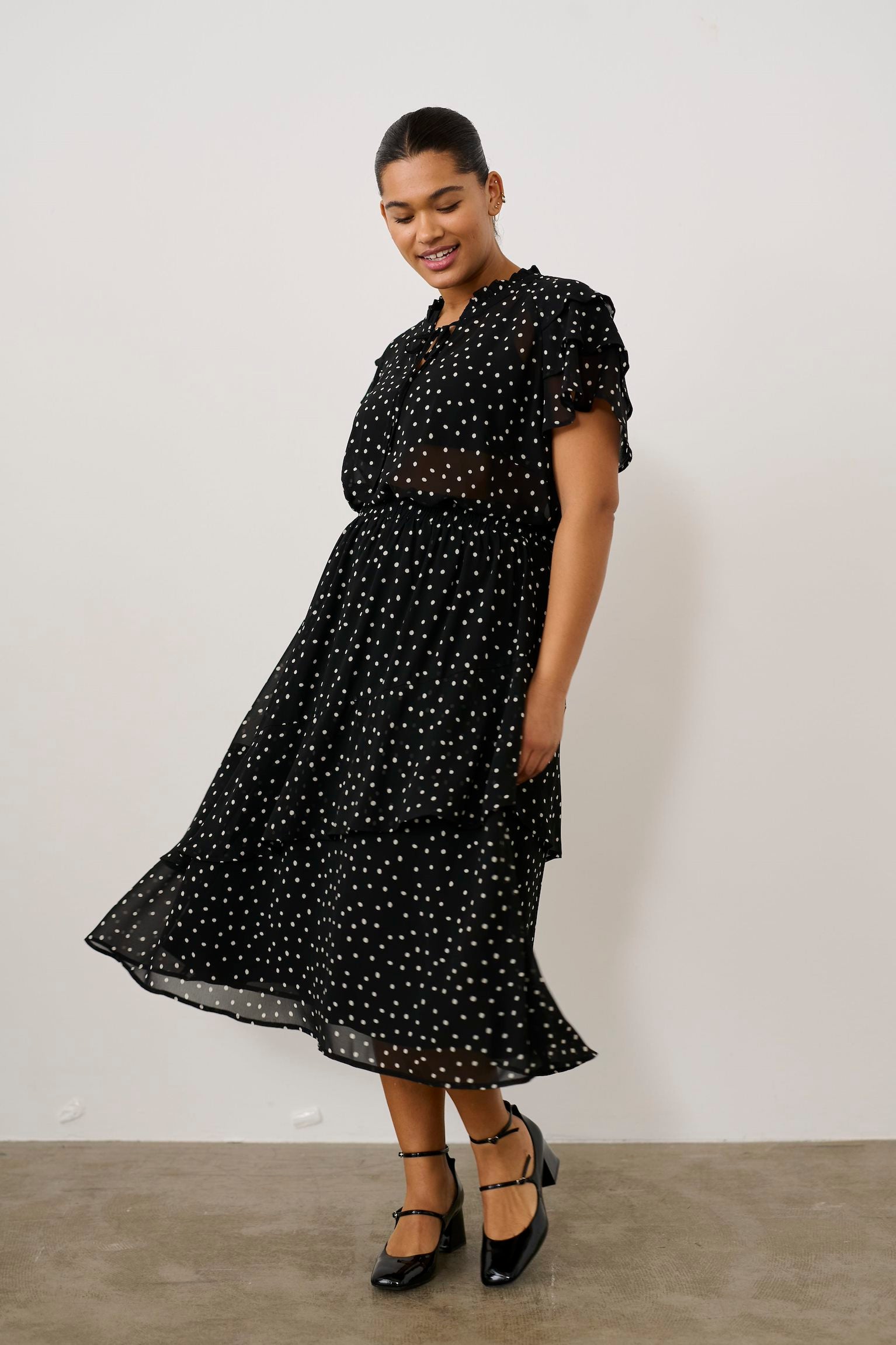 KCsallie Blouse - Black/White Dot
